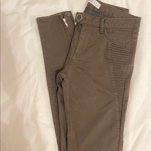 ZARA BASIC Z1975 DENIM MID RISE -WORN TWICE